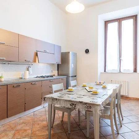Bagni Pancaldi Sea View Apartment! *