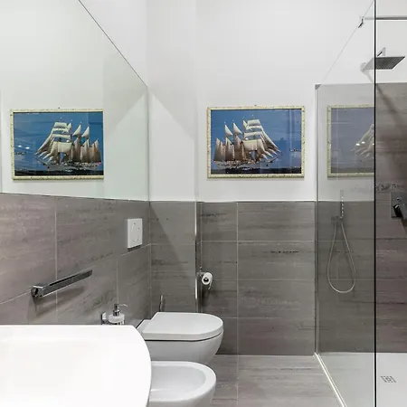 Apartment Bagni Pancaldi Sea View Apartment! *
